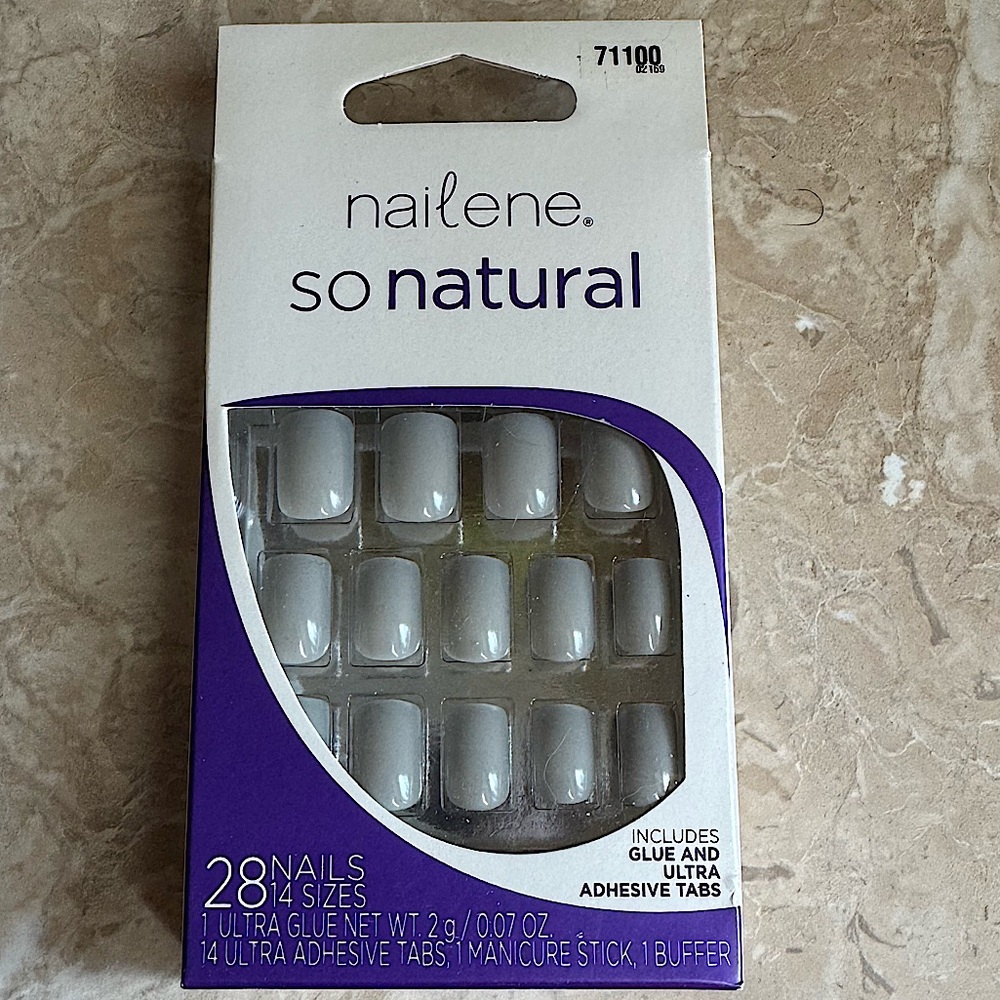NAILENE So Natural Grey Nail 28 Nails Kit NEW IN BOX